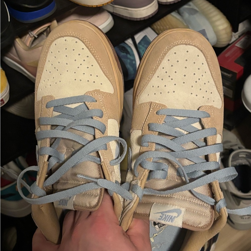 Nike Kids Beige and Light Blue Sneakers - Picture 2 of 3